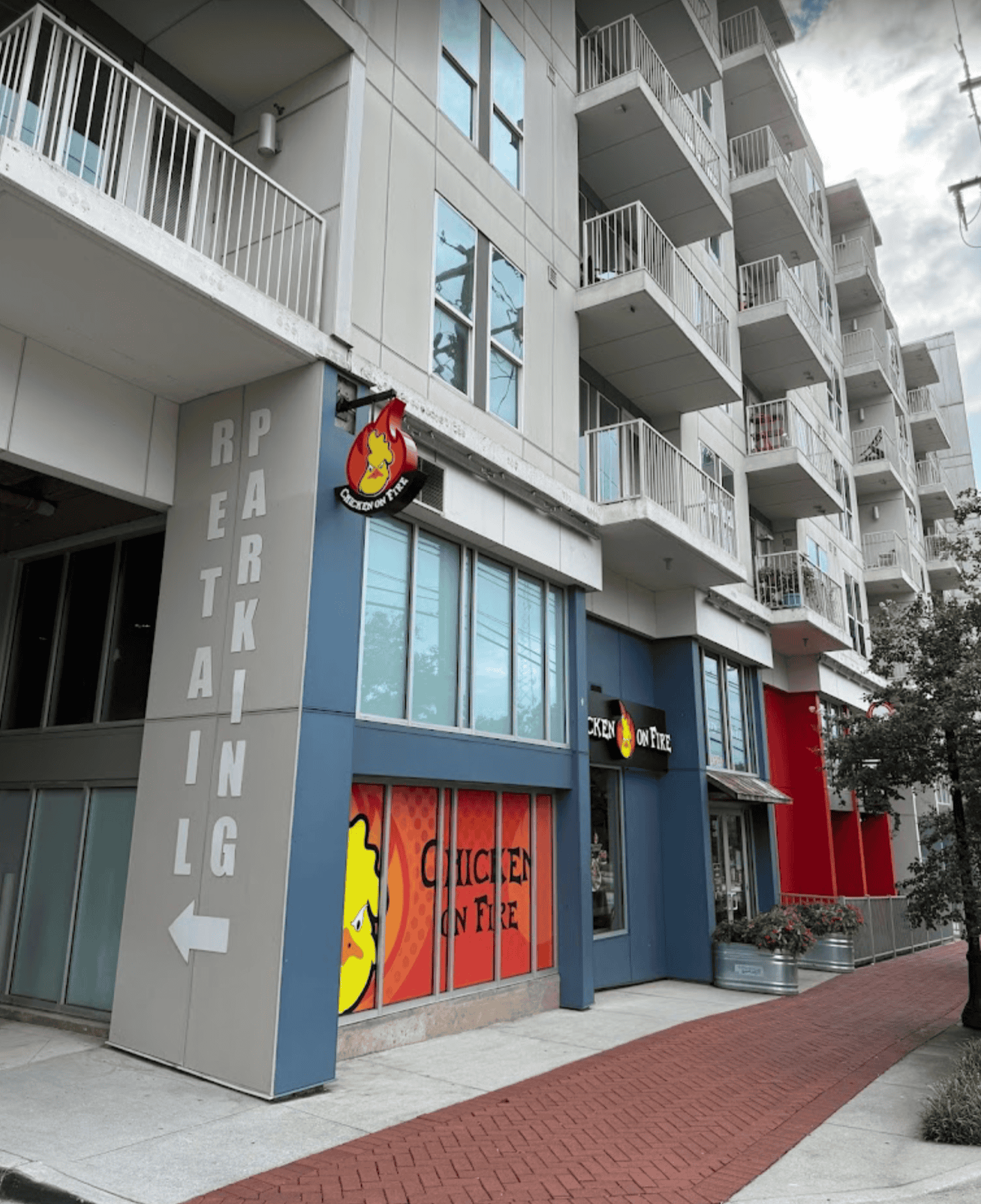 Post image for Grant Park Atlanta GA Korean Fried Chicken Restaurant for Sale w/Bar & Patio – Fully Equipped Former Farm Burger – Keep or Convert